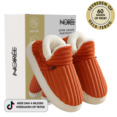 NOIRÉE | PANTOFFELS