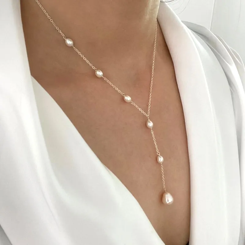 Vintage Pendant Pearl Necklace