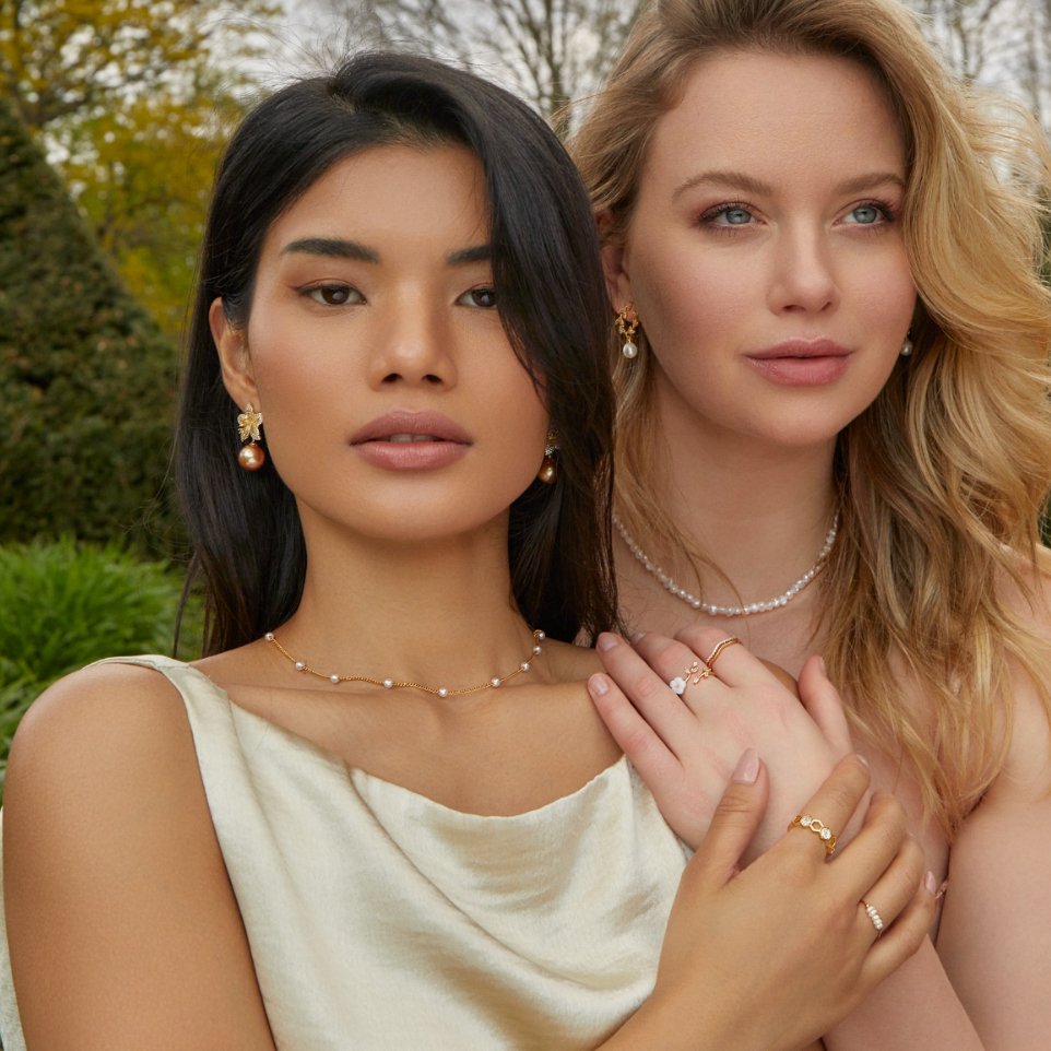 Elegant Pearl Necklace